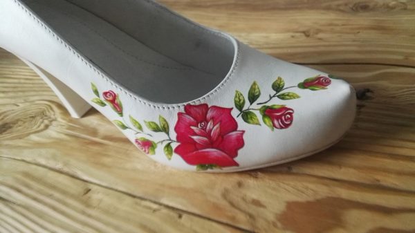 ślubne buty góralskie, malowane ręcznie